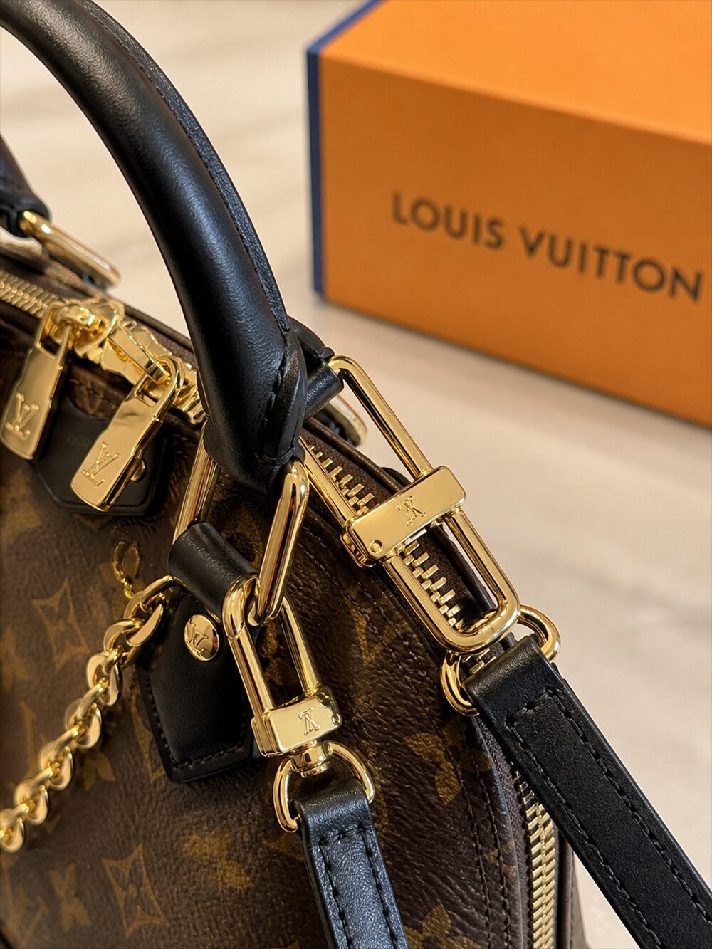 Louis Vuitton Monogram Dome Handbag with Black Leather Trim - Picture 7 of 8